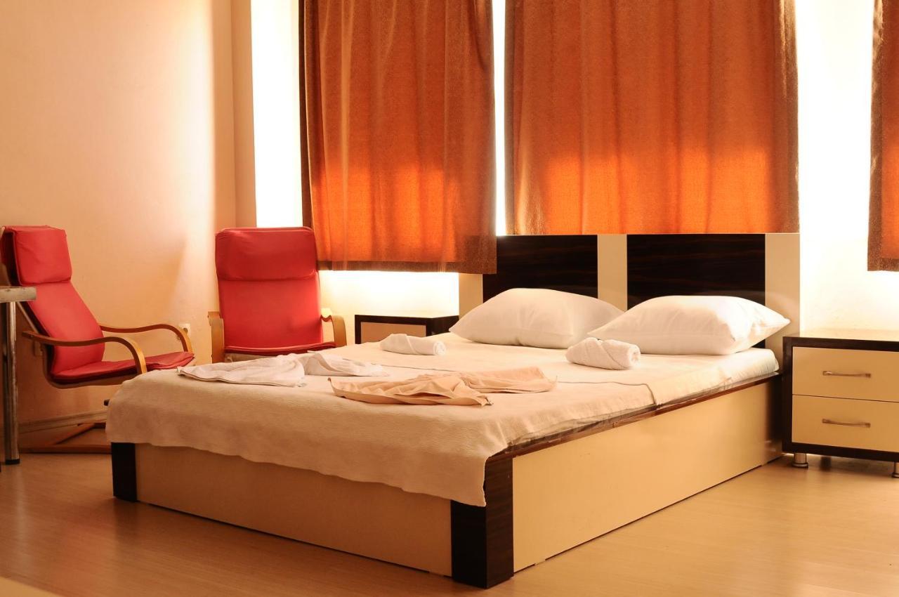 Mina Apart Otel Kundu Екстер'єр фото
