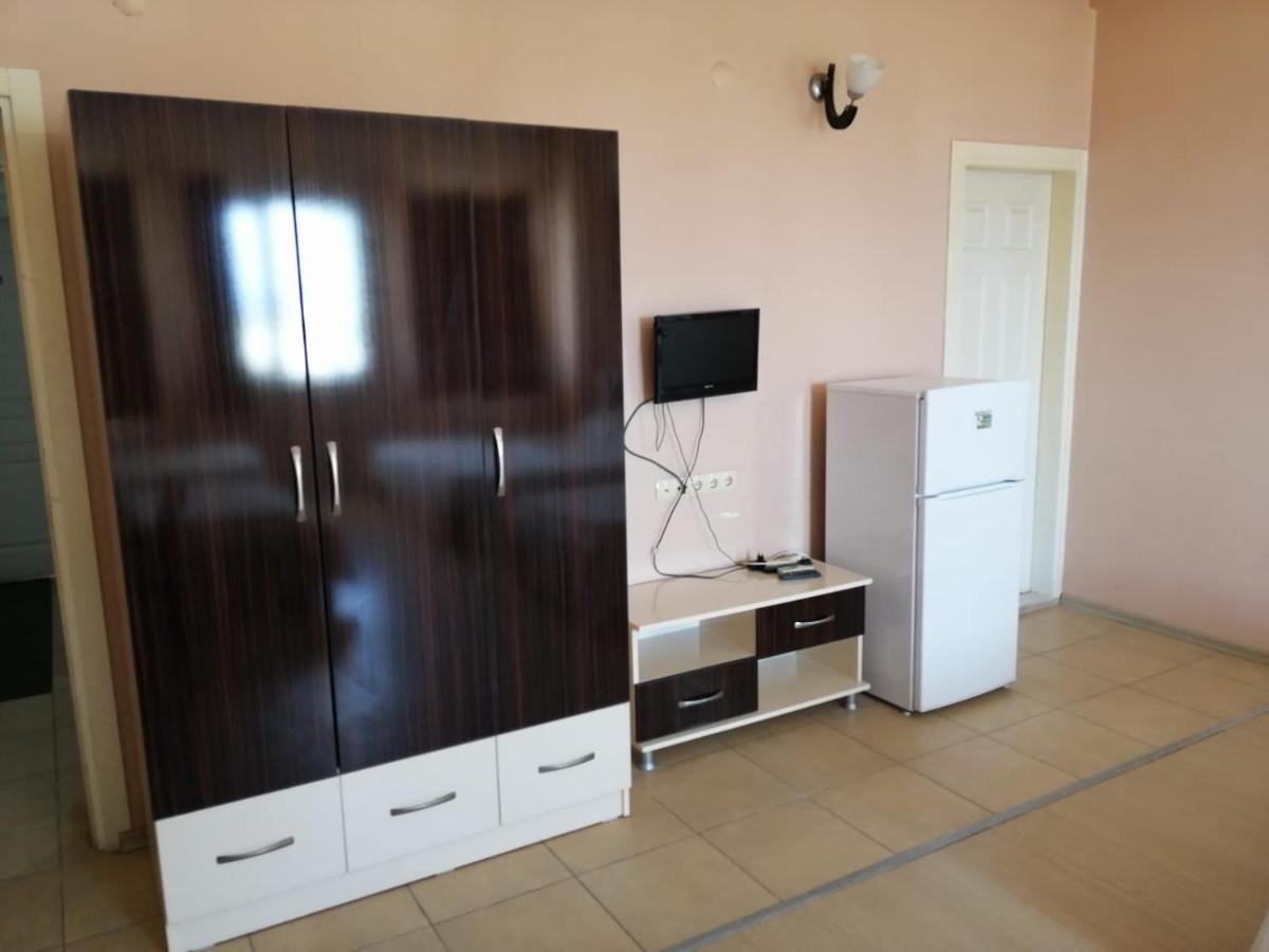 Mina Apart Otel Kundu Екстер'єр фото